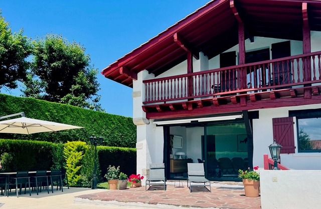 Villa Urrugne, 4 bedrooms, 8 persons
