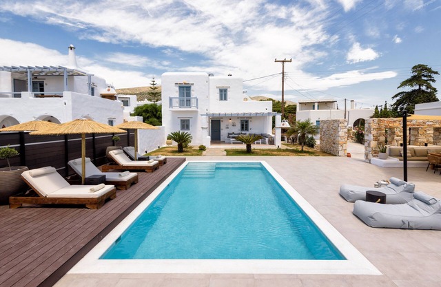 Villa Vanta II, Villa Vanta Paros