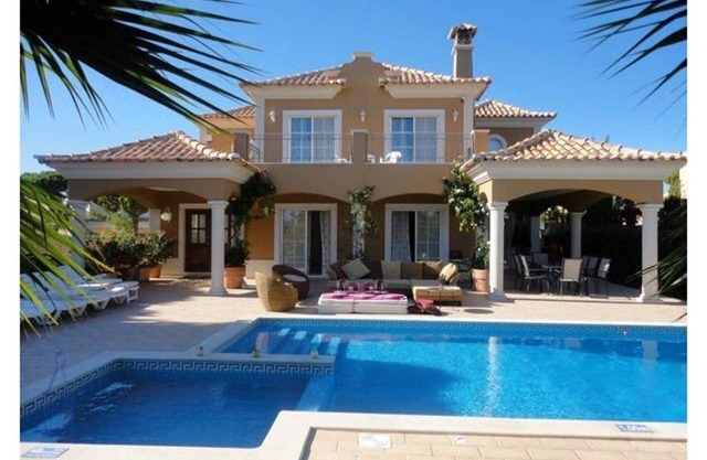 Villa Varandas Do Lago | 5 Bedroom villa | Private Pool | Table tennis | A.
