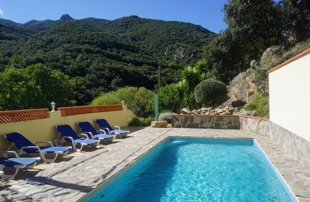 Villa with pool and stunning views in quiet area and near beaches
