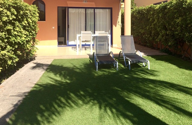 Villa with private garden, free wifi and air conditioning