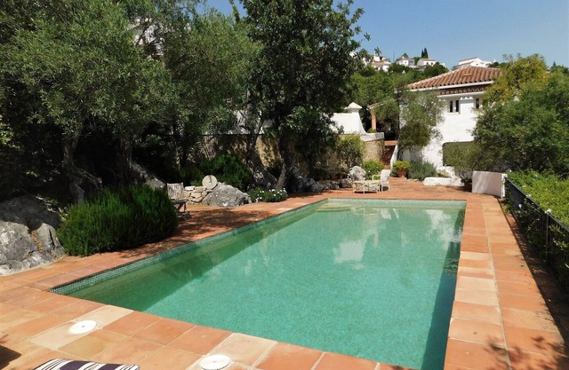 Villa with private pool in amazing position