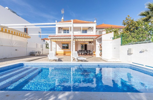 Villa with private pool by AlgarveManta (7v4)
