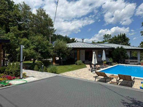 Villa Wood & Green SPA