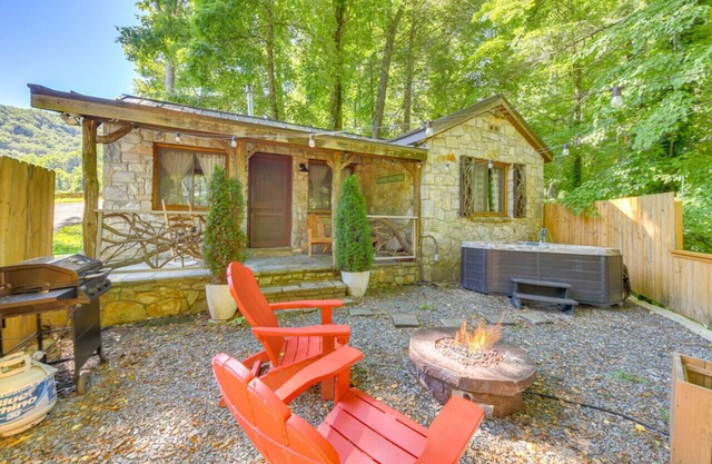 Village 37 Stone Cabin with Private Hot Tub