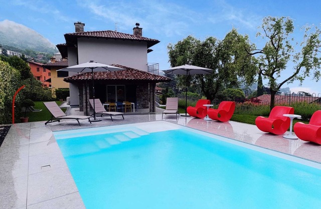 Villarnona Lake Como - Modern Villa with Private Pool and Lake View, 8 Guests