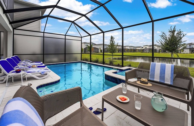 Villatel Orlando Resort, 7 Bedroom Home, Private Pool & Themed-Room