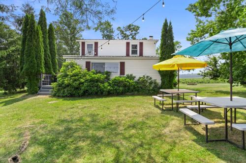 Vineyard View Farmhouse Fire Pit Game Room