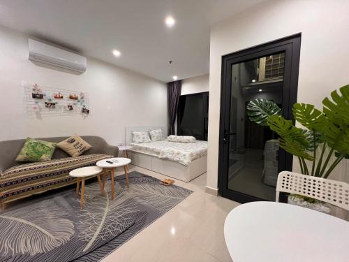Vinhomes Grand Park Homestay-Riverside House