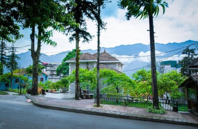 Vintage Sapa Hotel