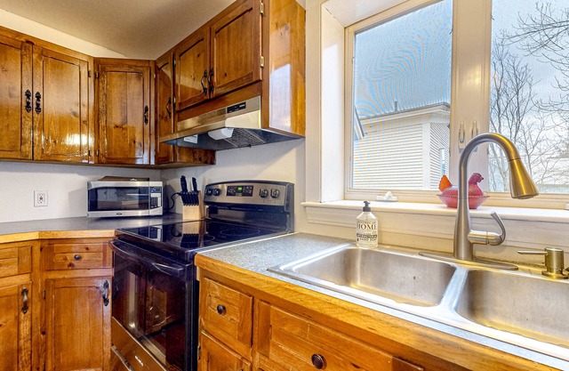 Vintage two-story home in the heart of town with a washer/dryer, full kitchen