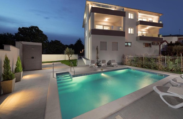 Viras Luxury Holiday