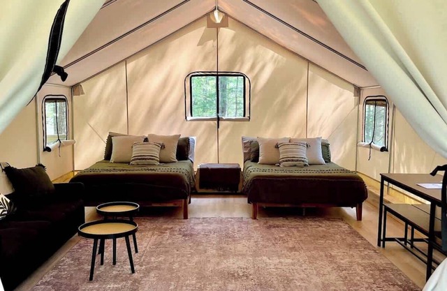 Vireo's Nest- Glamping Tent in the Gorge️ with AC