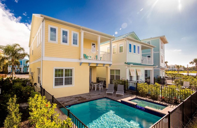 ‘’ Vista Lago ‘’Hotel Amenities, Private Pool/Hot-Tub,Disney, Margaritaville