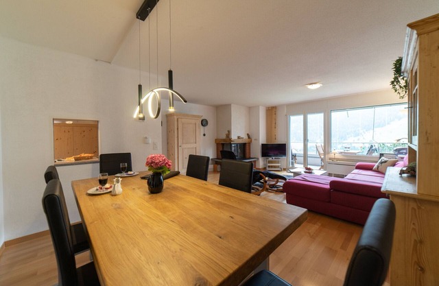 Vista Montagna 3-room holiday apartment with mountain view