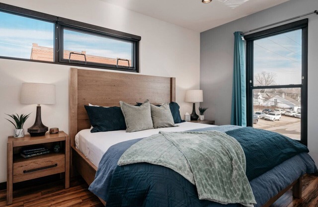 Vitalia Fantastic 1BR Studio Downtown with Sauna