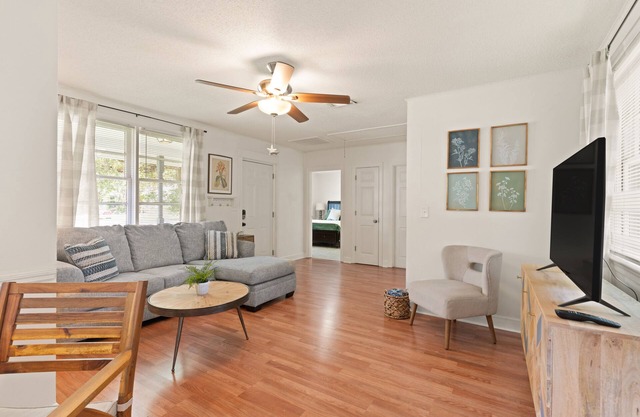 Vitamin Sea | 2 Bed, 1 Bath