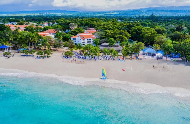 Viva Heavens by Wyndham, A Trademark All Inclusive