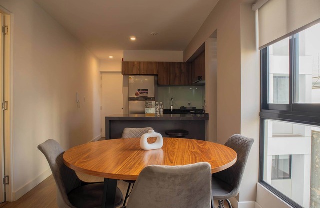 w Astounding 1BR in San Isidro