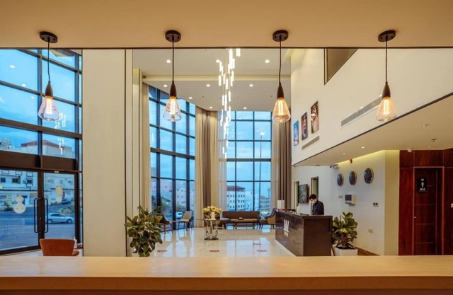 W-Suites Al Souda