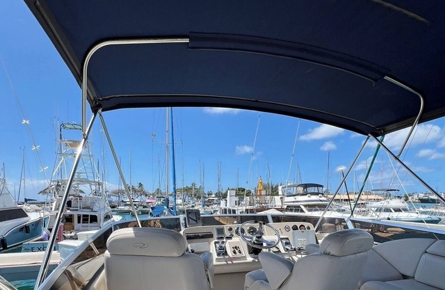 Waikiki Luxury Live-aboard