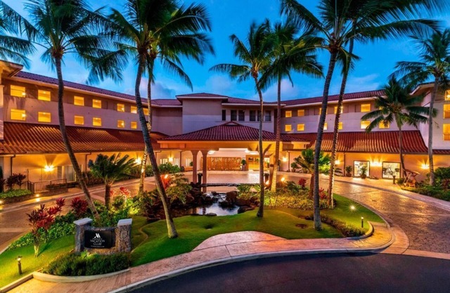 Waiohai Beach Club - Island View