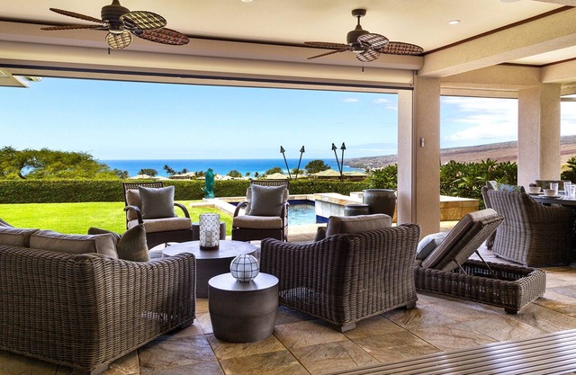 Waiulaula Villa Mauna Kea -Previous Model - Ocean, golf & mountain views!