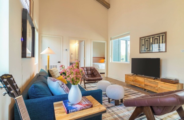 Walk to Broadway + Private Balcony | Conway