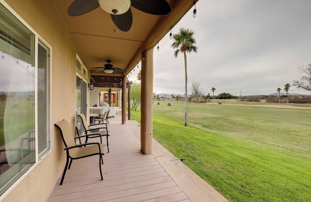 Walk to Colorado River: Needles Gem w/Pool Access