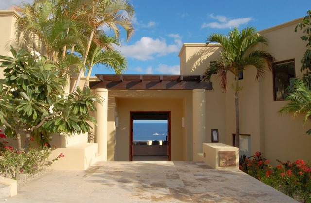 Walking Distance To One&Only Palmilla Hotel
