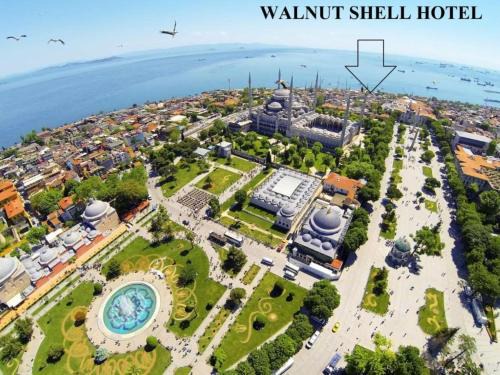 Walnut Shell Hotel