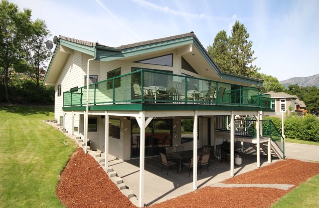 Wapato Point—Lake Chelan/Rate discount August 15-29