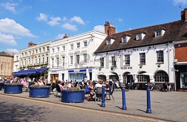Warwick Market Place Apartment
