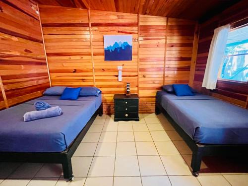 Wasi la Punta 8 Starlink 2min walk to the beach