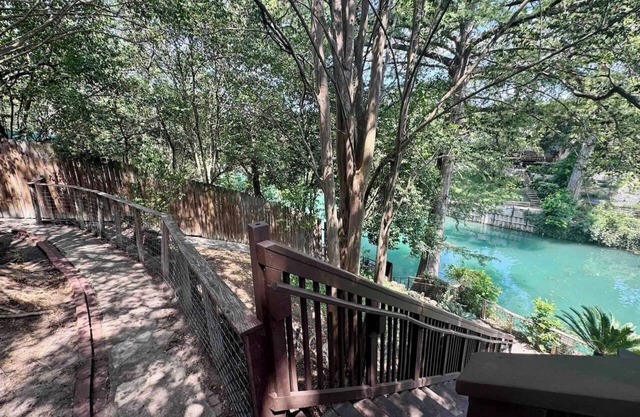 Wasser Lodge #206 | Sleeps 4 | Comal Riverfront