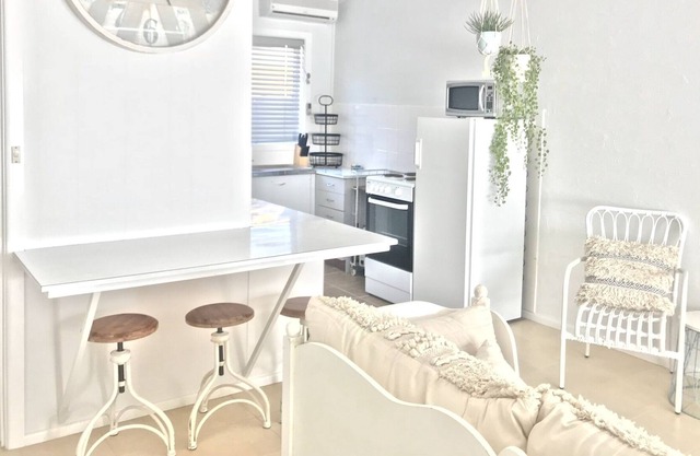 Water View Cowes - Holiday Unit