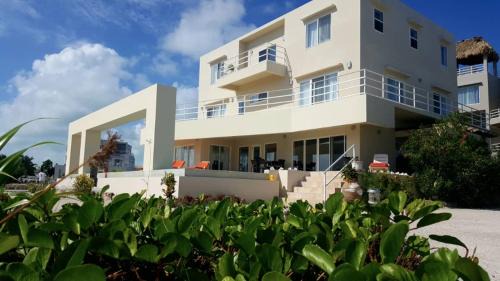 Waterfront 6 Br Villa W Private Plunge Pool