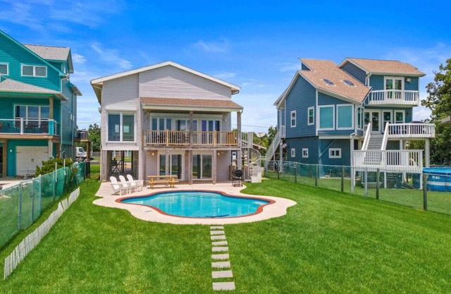 Waterfront Bay Home with Pool & Private Pier