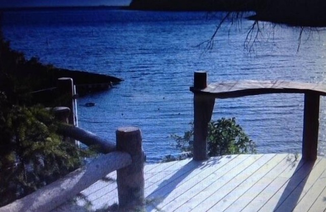 Waterfront Beautiful Custom Built Home,new In 2009, Situated On Private 1 Acre