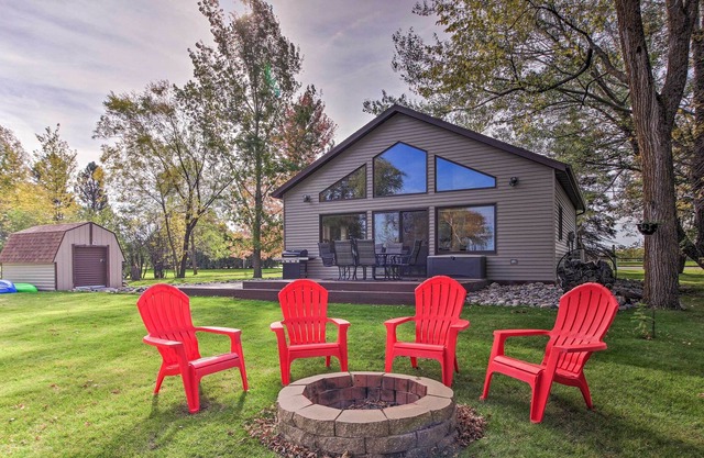 Waterfront Cabin in Detroit Lakes w/Deck+Yard