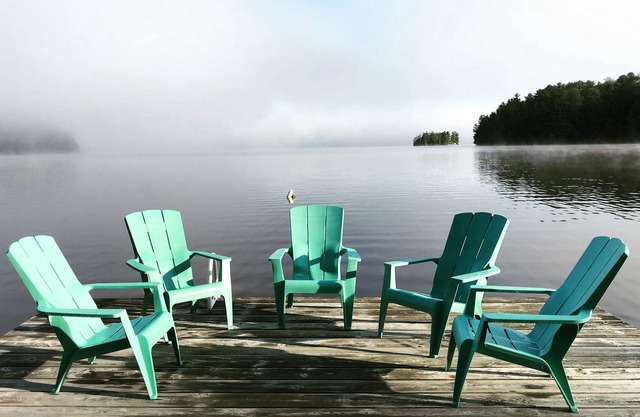 Waterfront Classic Family Cottage in Huntsville, Muskoka
