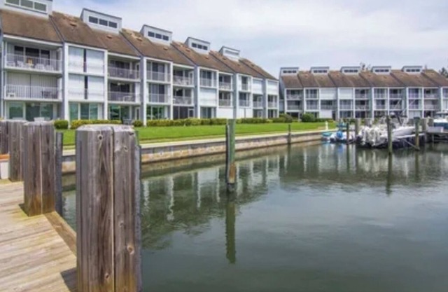 waterfront condo in pristine Vero Beach