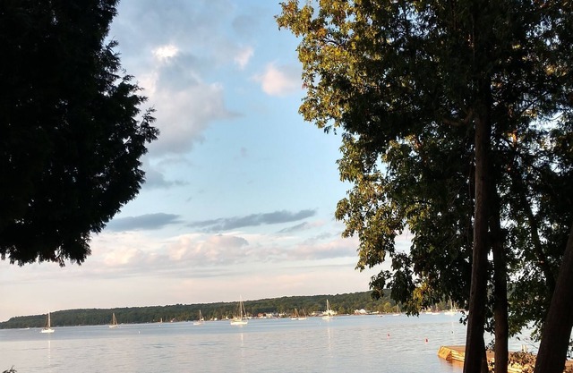 Waterfront cottage in Ephraim