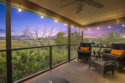 Waterfront Fripp Island Escape with Stunning Sunsets