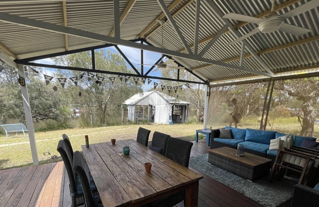 Waterfront Island Hideaway - private boathouse!