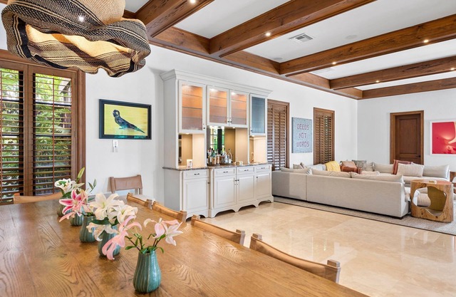 Waterfront Luxurious Oasis - 5BR/5BA Villa on the Intracoastaln