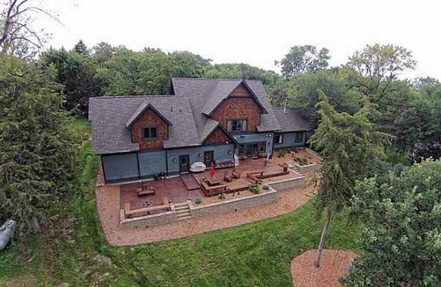 Waterfront Property On 3 Acres With Home Theater And Large Deck