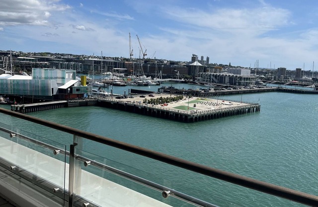 Waterfront Seaview Hotel Apartments