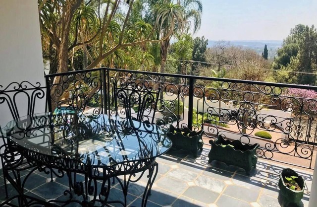 Waterkloof Mansion Boutique Hotel