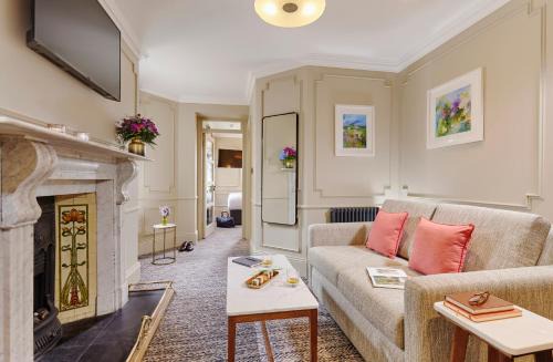 Waterloo Apartment